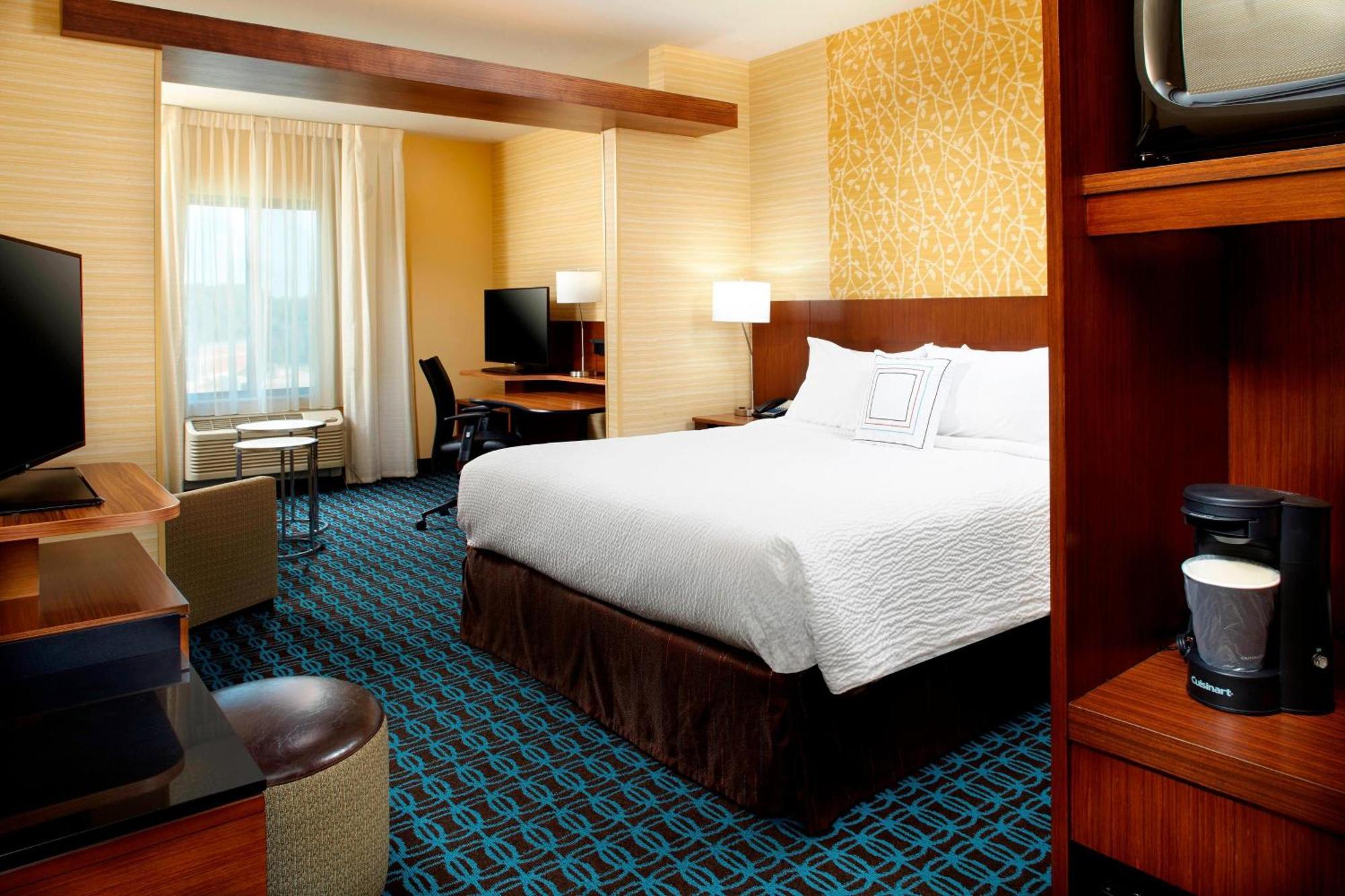 Fairfield By Marriott Inn & Suites Wheeling At The Highlands Triadelphia Екстер'єр фото