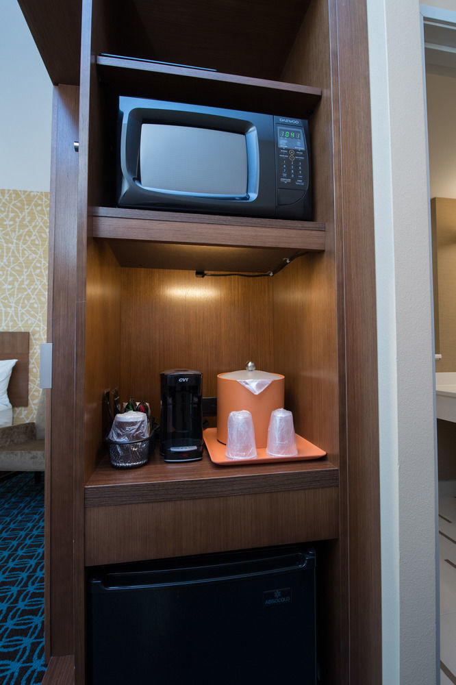 Fairfield By Marriott Inn & Suites Wheeling At The Highlands Triadelphia Екстер'єр фото