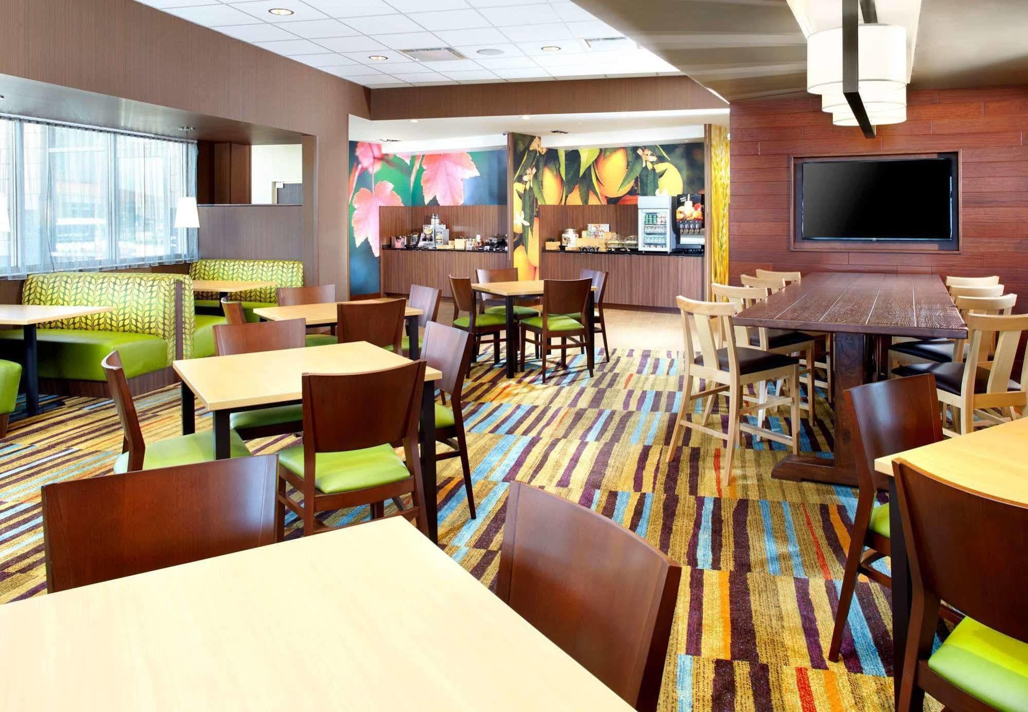 Fairfield By Marriott Inn & Suites Wheeling At The Highlands Triadelphia Екстер'єр фото