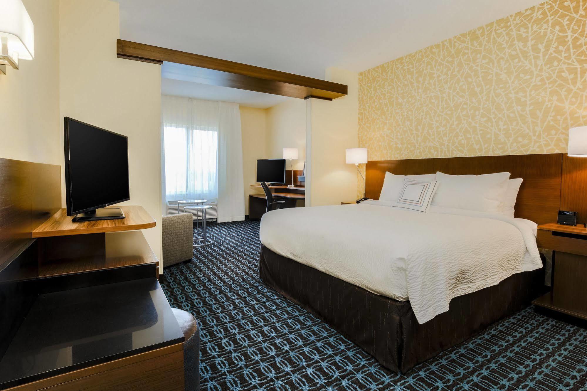 Fairfield By Marriott Inn & Suites Wheeling At The Highlands Triadelphia Екстер'єр фото